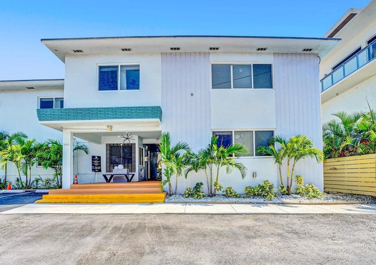 Walk To Dania Beach Christmas Getaway Pool Экстерьер фото